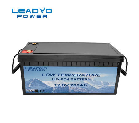kopen De navulbare Batterijen van de de Aanhangwagenbatterij 12V 200Ah LiFePO4 van het Lage Temperatuurlithium ionenrv met Self-Heating Functie online vervaardiging